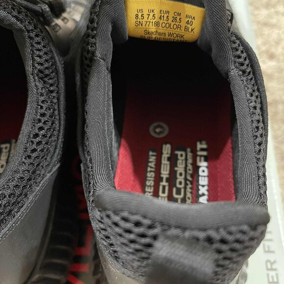 Skechers Men’s Relaxed Fit Cessnock Slip Resistant Work Shoes Black, Size 8.5 - Picture 12 of 16